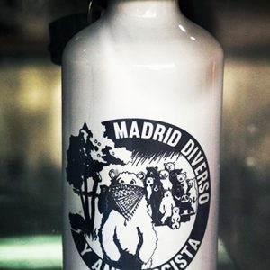 Botellas deportivas de aluminio sublimadas Madrid Diverso y Antifascista